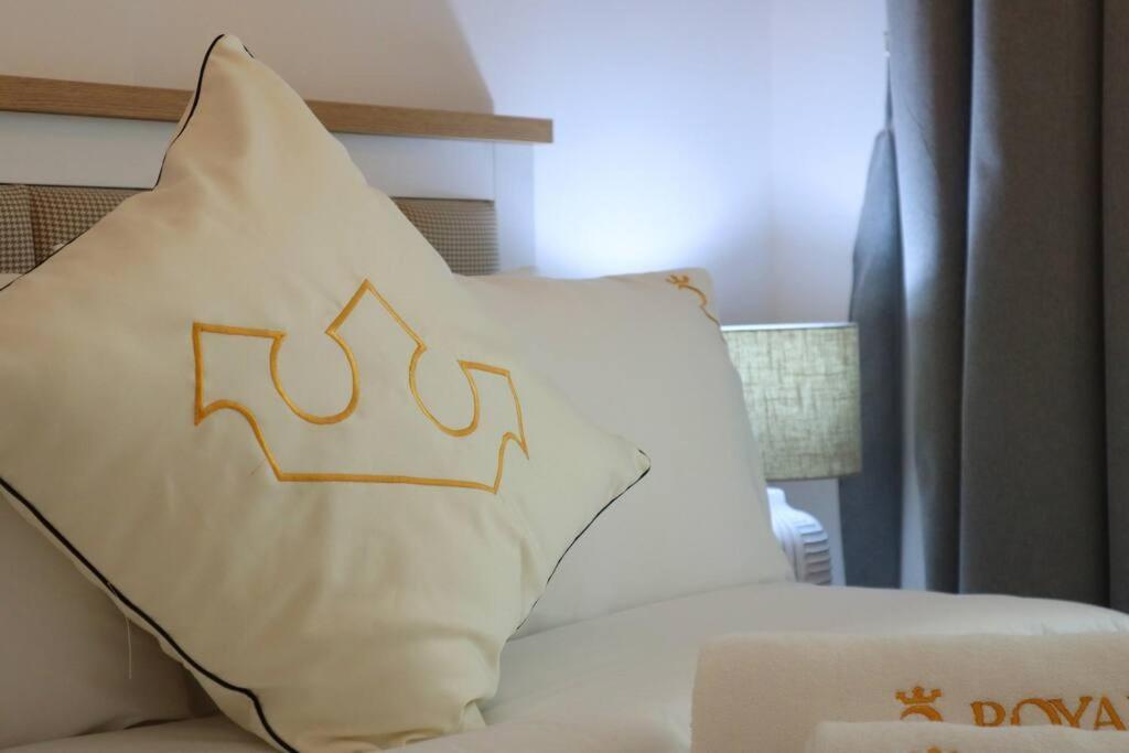 Your Cozy 1br Getaway Masdar * Abu Dhabi