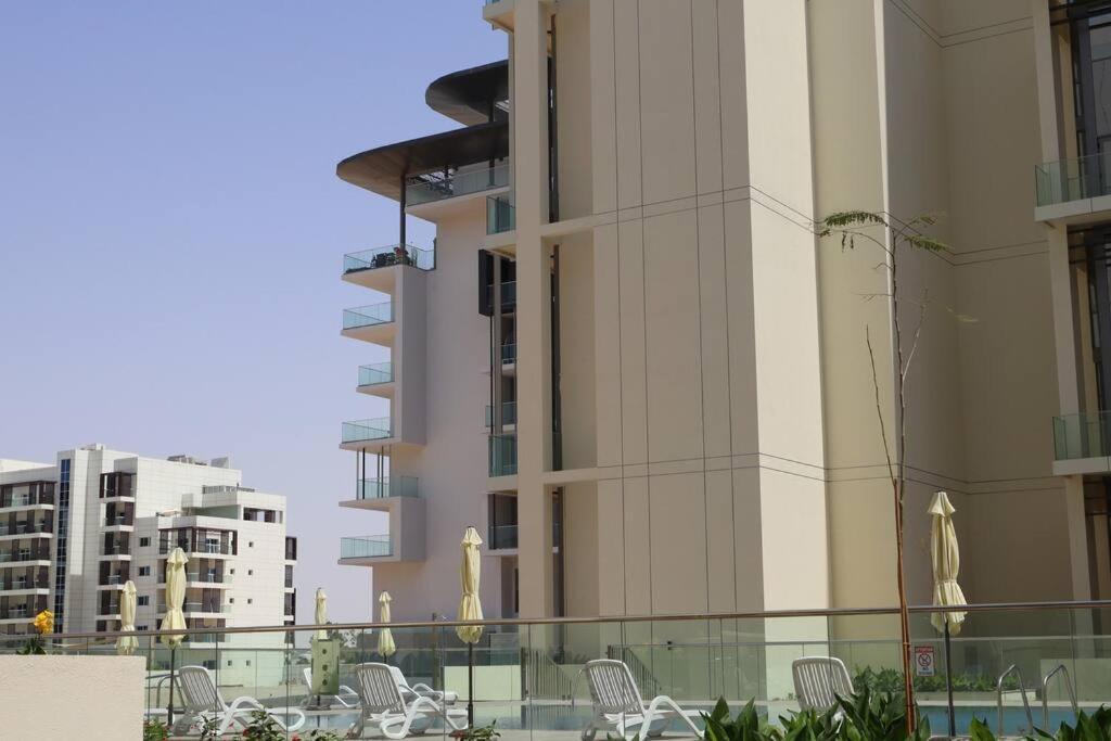 Your Cozy 1br Getaway Masdar Apartment *