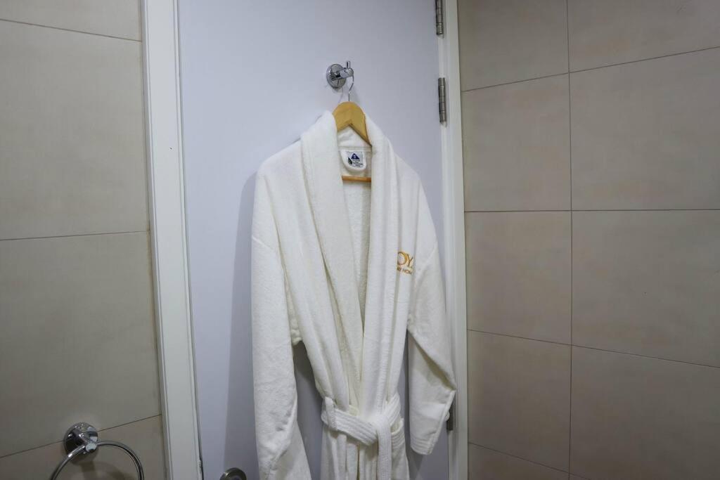 Apartment Your Cozy 1br Getaway Masdar *