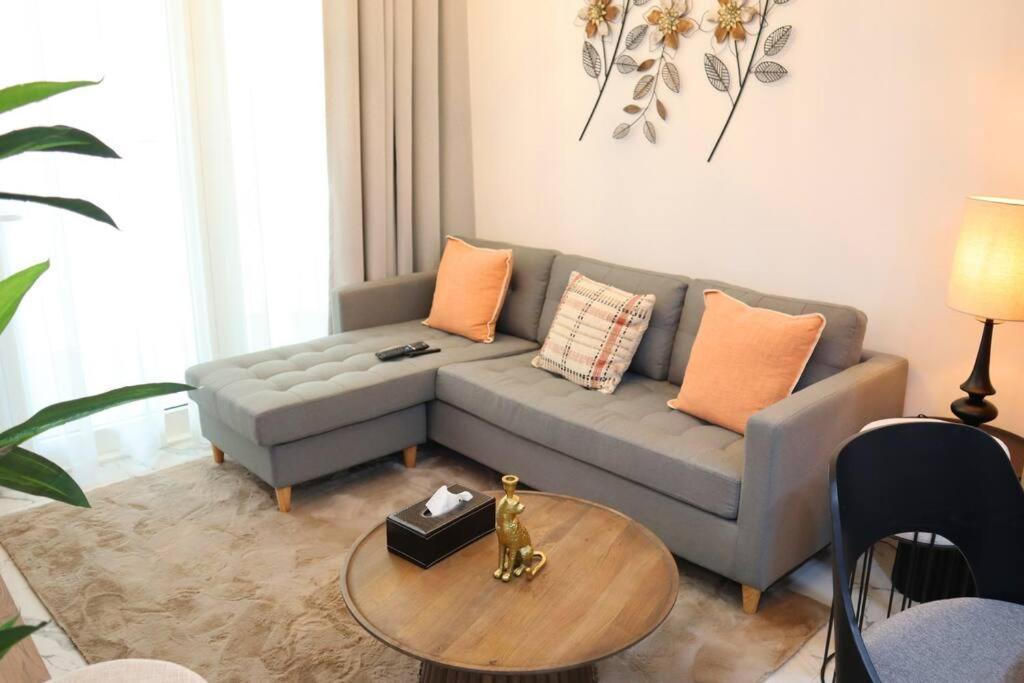 Apartment Your Cozy 1br Getaway Masdar *