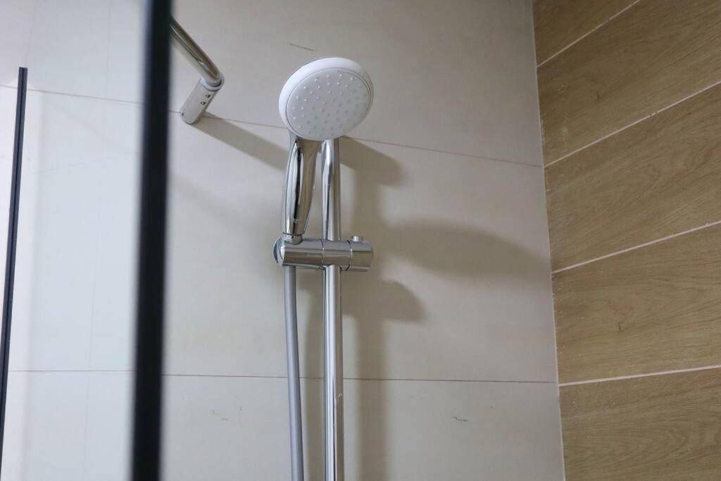 Your Cozy 1br Getaway Masdar Abu Dhabi